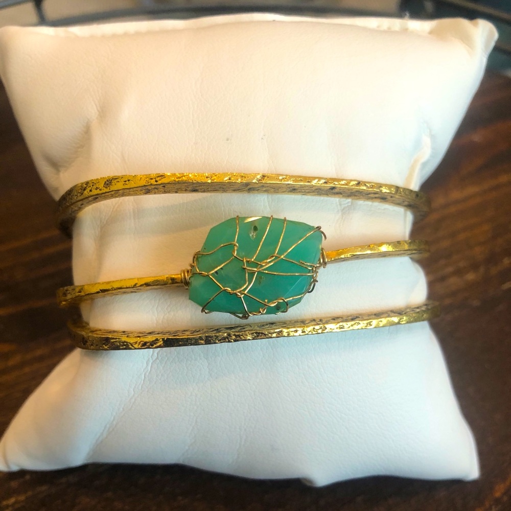 Gold Bangle Set with Green Stone
